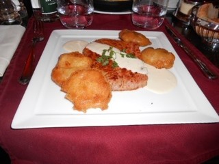 photo3.jpg